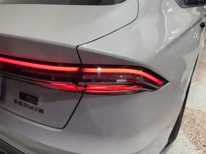 Lincoln Z 2024 Model 2.0T Zun Shang Edition – фото 8