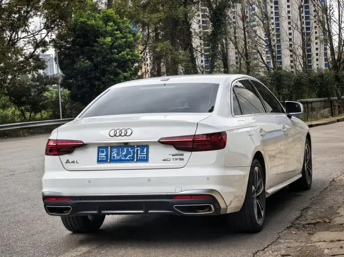 Audi A4 L 2022 Model 40 TFSI Fashion Dynamic Model – фото 4