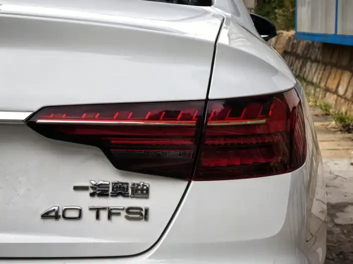 Audi A4 L 2022 Model 40 TFSI Fashion Dynamic Model – фото 6