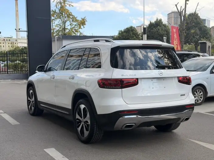 Mercedes-Benz GLB 2023 Model GLB 220 Fashion Model – фото 4
