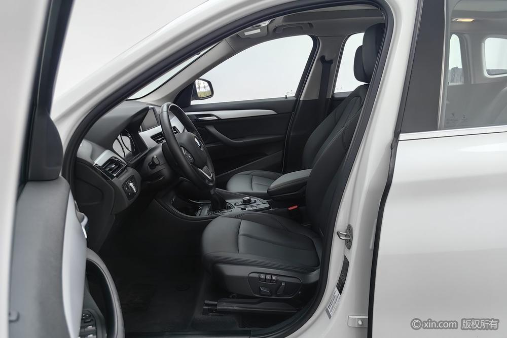 BMW X1 2019 sDrive20Li Leader – фото 17