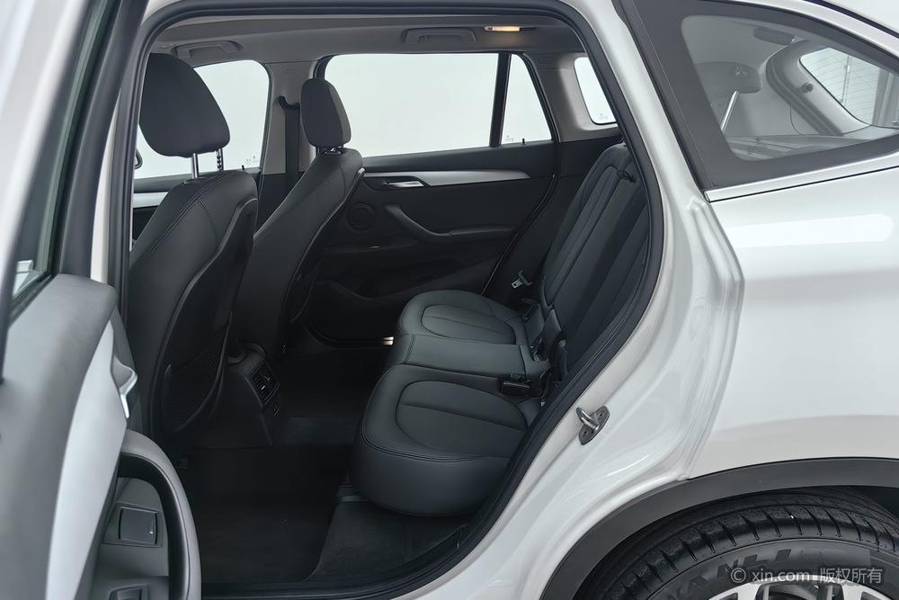 BMW X1 2019 sDrive20Li Leader – фото 19