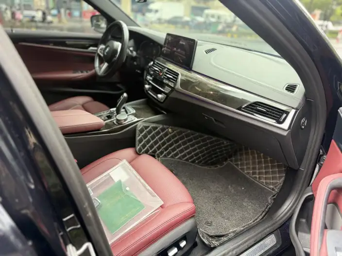 BMW 5 Series 2022 Model Facelift 530Li Exclusive Model M Sports Set – фото 7