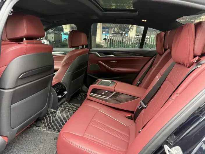 BMW 5 Series 2022 Model Facelift 530Li Exclusive Model M Sports Set – фото 10