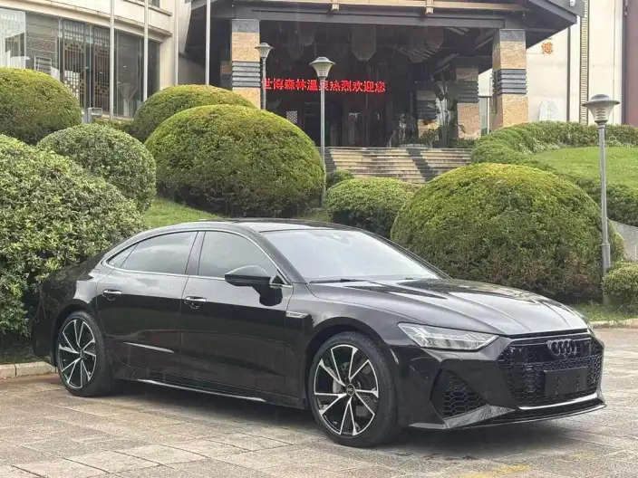 Audi A7 L 2024 Model 45 TFSI quattro Luxury Model – фото 3