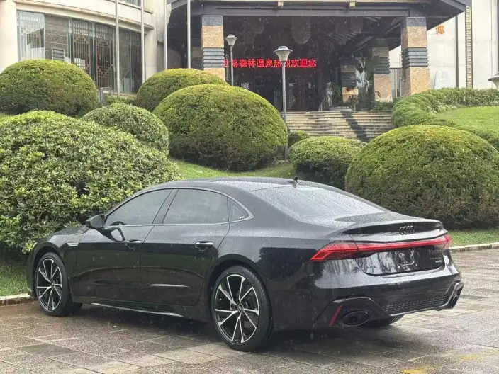 Audi A7 L 2024 Model 45 TFSI quattro Luxury Model – фото 5