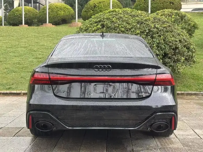 Audi A7 L 2024 Model 45 TFSI quattro Luxury Model – фото 6