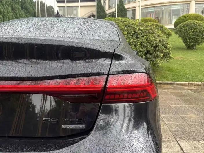Audi A7 L 2024 Model 45 TFSI quattro Luxury Model – фото 10