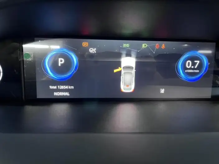 Changan UNI-V 2023 Model 1.5T Exclusive Model – фото 8