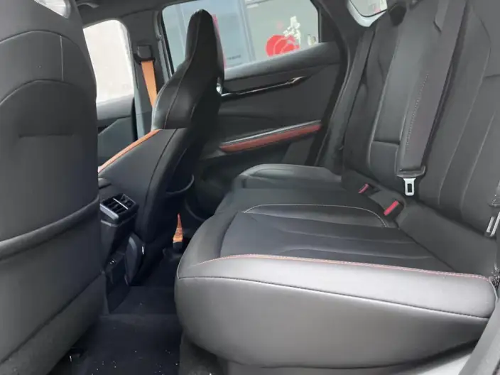 Changan UNI-V 2023 Model 1.5T Exclusive Model – фото 10