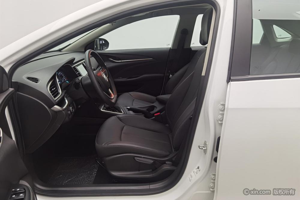 Buick Excelle Модель 2021 года комплектация 1.3T автоматическое Lite Hybrid Elite – фото 17