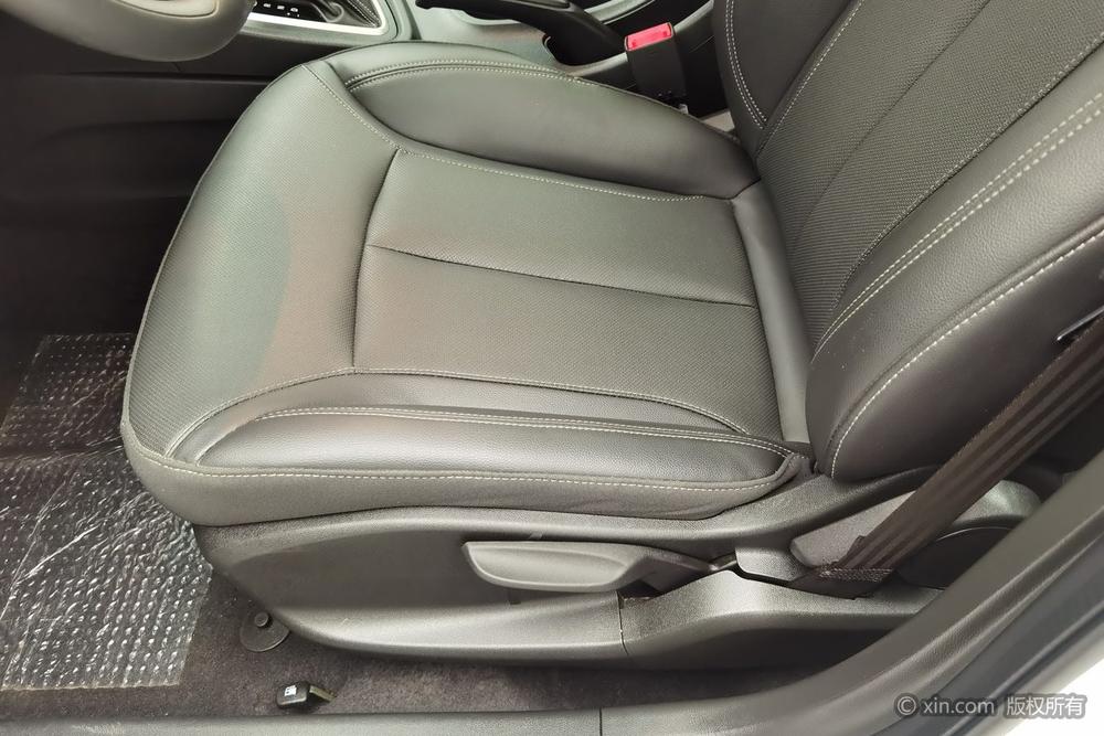 Buick Excelle Модель 2021 года комплектация 1.3T автоматическое Lite Hybrid Elite – фото 18
