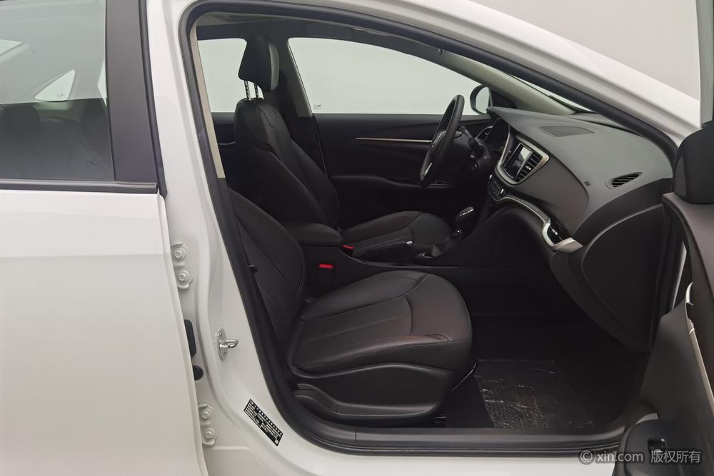 Buick Excelle Модель 2021 года комплектация 1.3T автоматическое Lite Hybrid Elite – фото 19