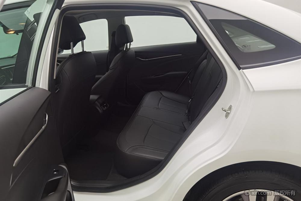 Buick Excelle Модель 2021 года комплектация 1.3T автоматическое Lite Hybrid Elite – фото 20