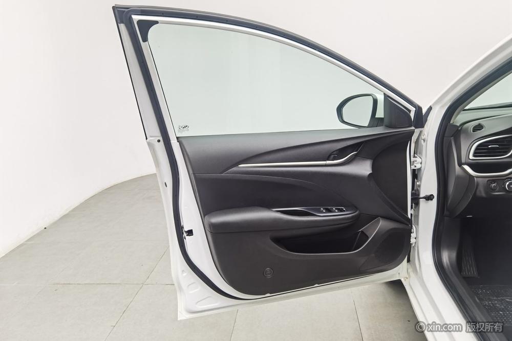 Buick Excelle Модель 2021 года комплектация 1.3T автоматическое Lite Hybrid Elite – фото 22