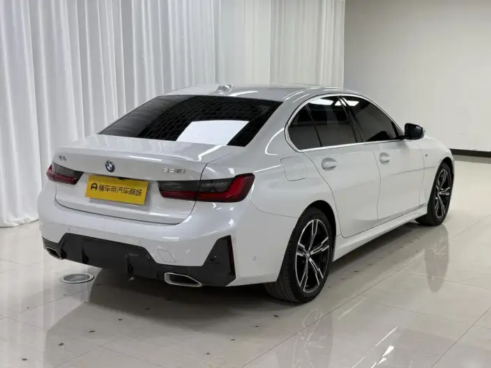 BMW 3 Series 2023 Model 325i M Sports Set – фото 7