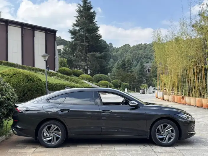 Volkswagen Lamando 2025 Model Volkswagen Lamando L 280TSI DSG Spicy version – фото 8