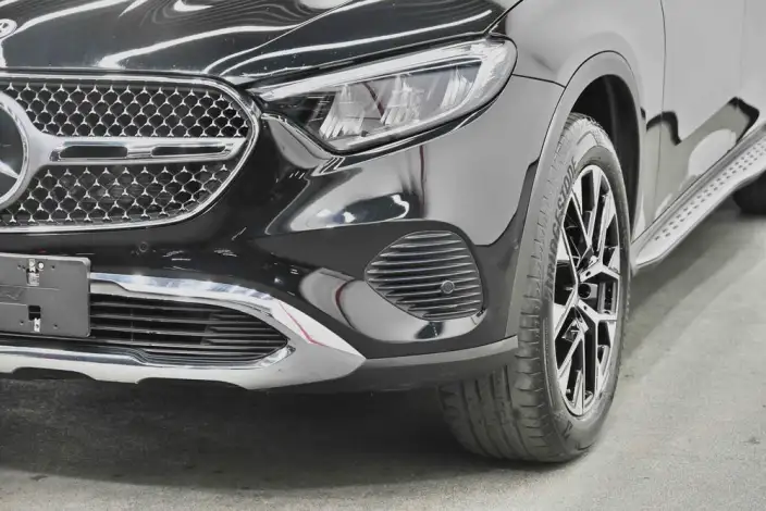 Mercedes-Benz GLC 2023 Model Facelift GLC 260 L 4MATIC Dynamic Model 5 seat – фото 9
