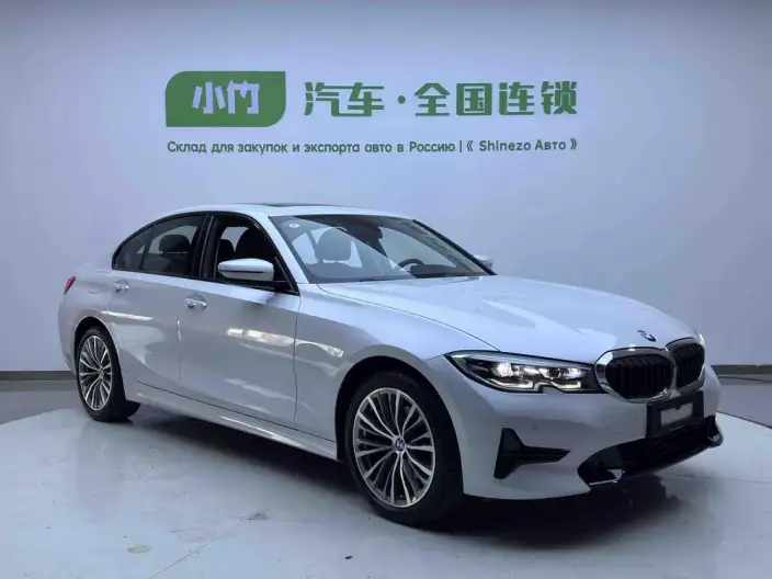 BMW 3 Series 2022 Model 320i Sports Set – фото 3