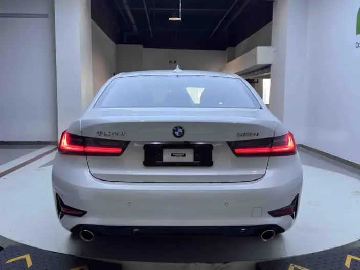 BMW 3 Series 2022 Model 320i Sports Set – фото 6