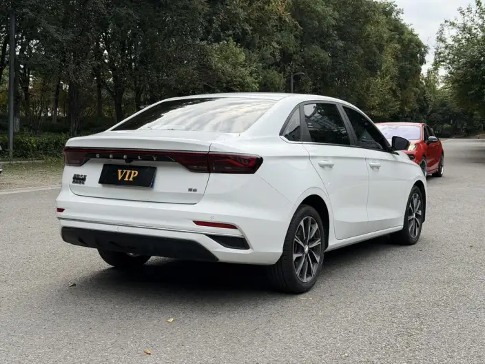 Geely Emgrand 2025 Model No. 4 Gen 1.5L CVT Star Glory Edition – фото 7