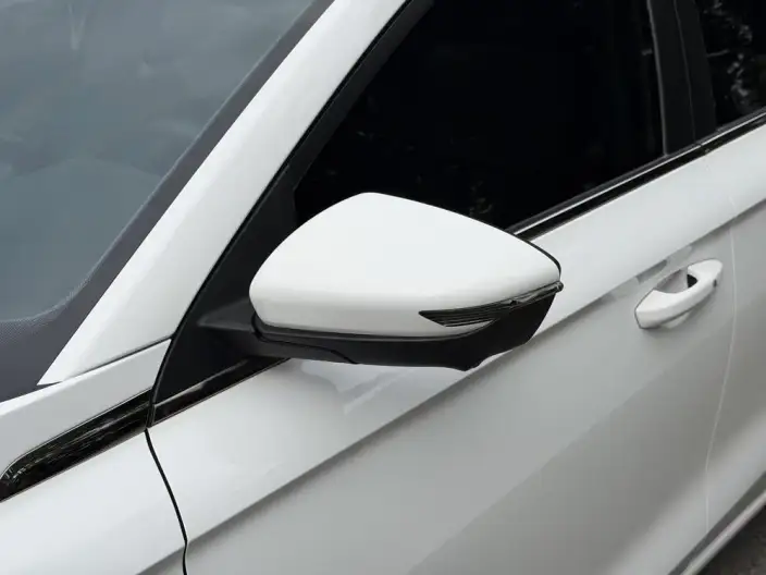 Geely Emgrand 2025 Model No. 4 Gen 1.5L CVT Star Glory Edition – фото 10