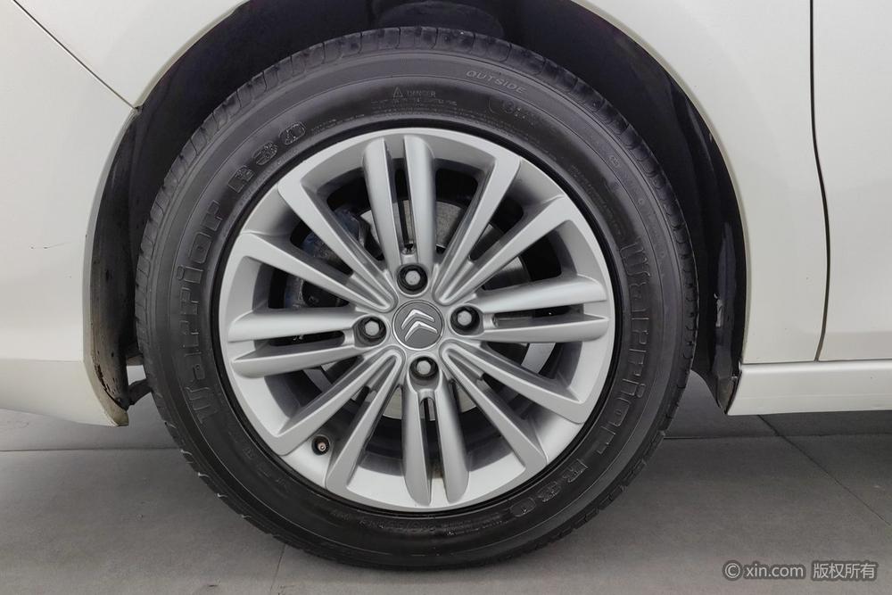 Citroën C4L 2015 модификация 1.8L автоматическое Deluxe Edition – фото 8