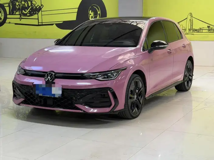 Volkswagen Golf 2025 Model 300TSI R-Line – фото 1