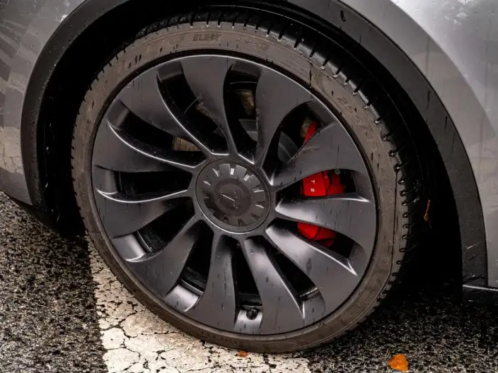 Model Y 2024 Model Performance High performance All-wheel drive version – фото 6