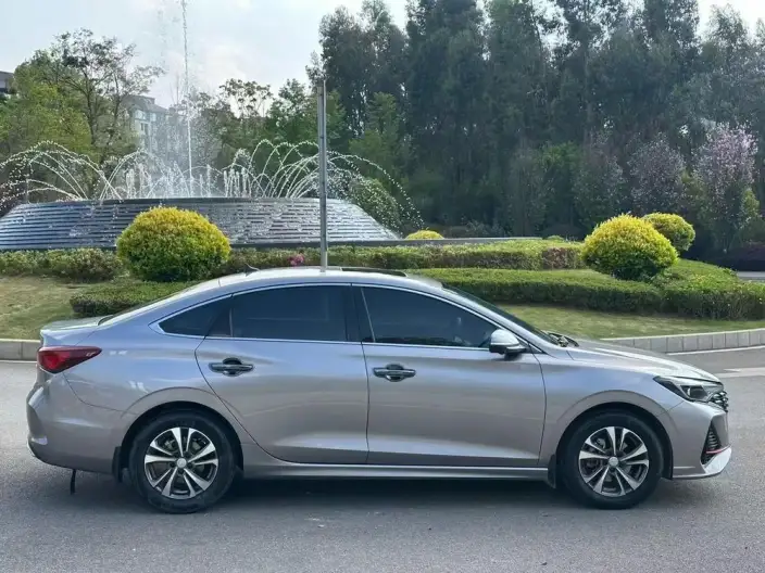Changan Eado 2023 Model PLUS Changxiang Edition Blue whale NE 1.4T GDI DCT Noble Model – фото 6