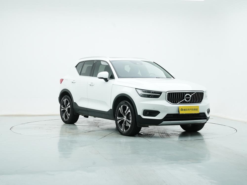 Volvo XC40 2021 T4 AWD Intelligent Far Luxury – фото 3