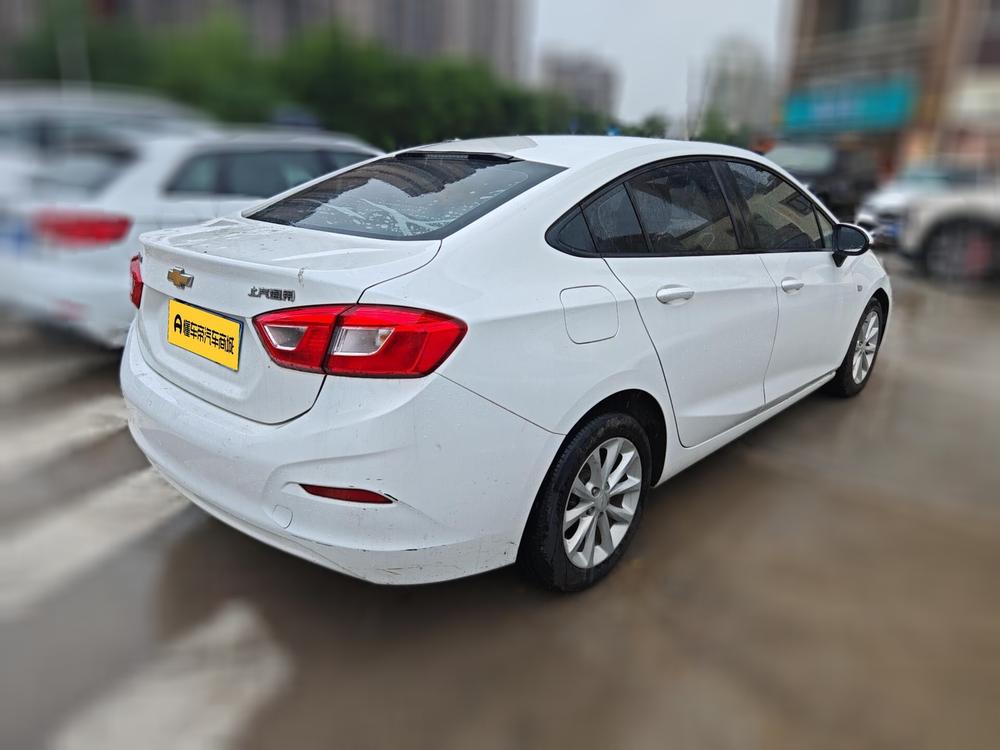 Chevrolet Cruze 2017 модификация 1.5L автоматическое Pioneer Световой люк Edition – фото 4