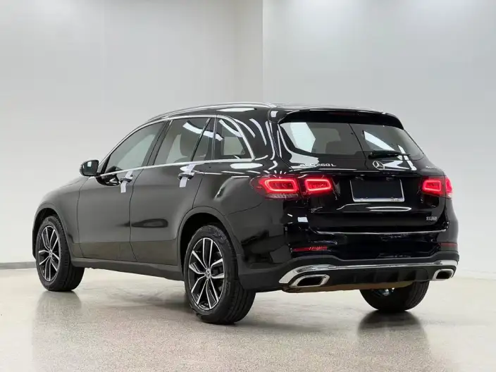 Mercedes-Benz GLC 2021 Model GLC 260 L 4MATIC Luxury Model – фото 5