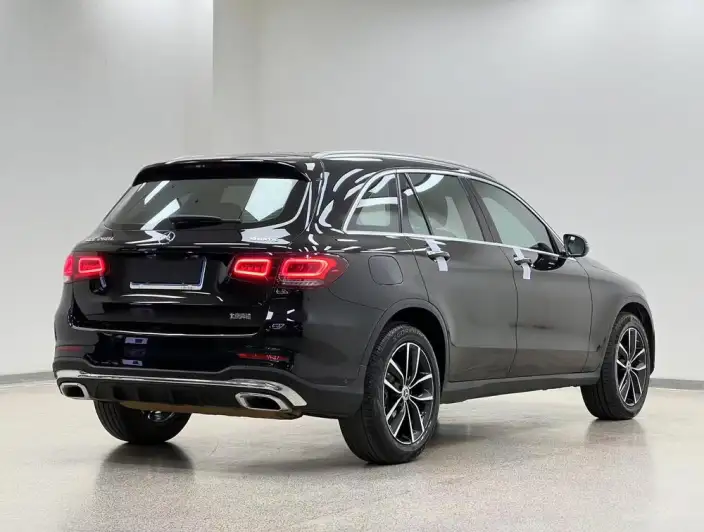 Mercedes-Benz GLC 2021 Model GLC 260 L 4MATIC Luxury Model – фото 7