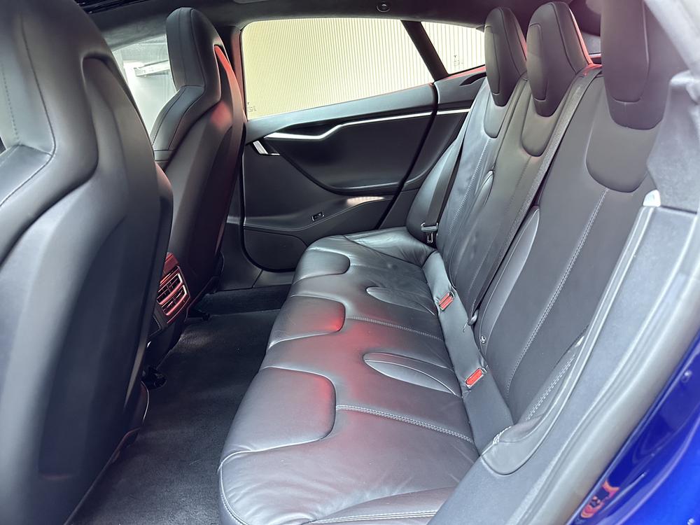 Model S 2016 модификация 90D – фото 19