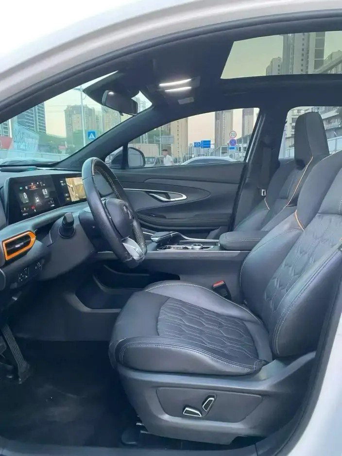 Changan UNI-T 2022 Model 1.5T Flagship Model – фото 7