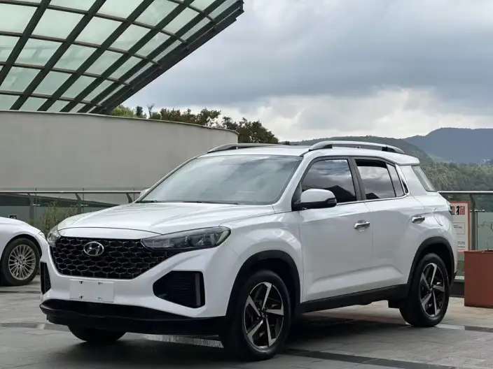 Hyundai ix35 2021 Model 2.0L Automatic 2WD Leading version GLS