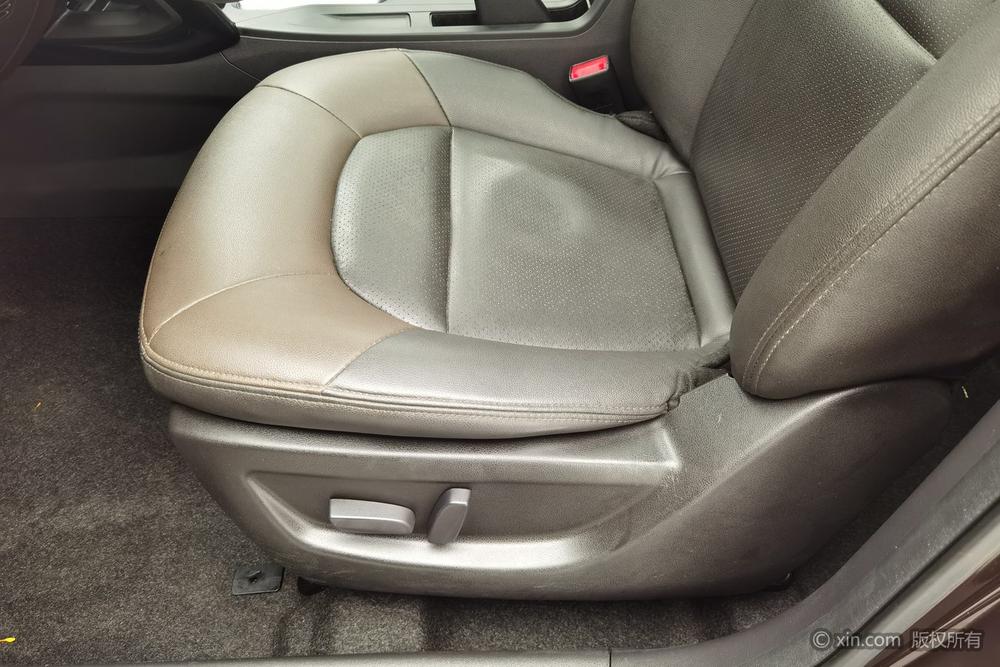 GAC Trumpchi GS4 2015 200T Manual Luxury – фото 18
