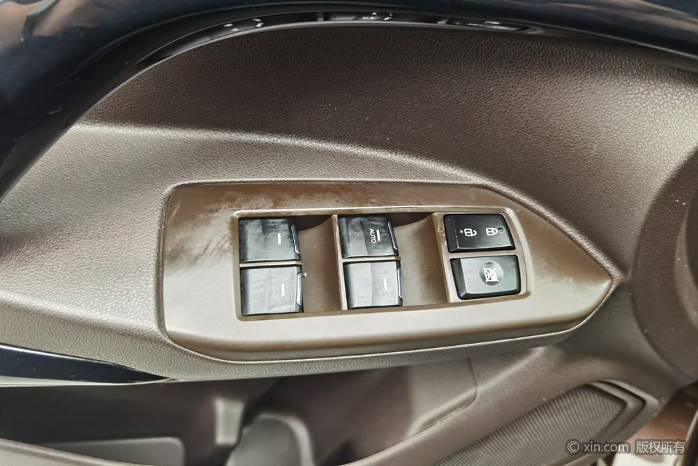 GAC Trumpchi GS4 2015 200T Manual Luxury – фото 22