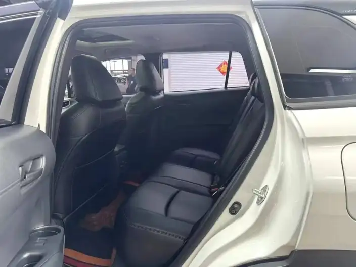 Toyota Corolla Cross 2023 Model 2.0L CVT Pioneer Edition – фото 9
