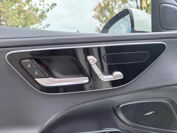 Mercedes-Benz C-Class 2022 Model Facelift C 260 L Sports Edition – фото 8