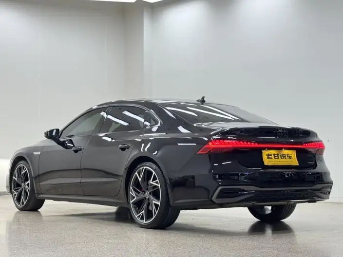 Audi A7 L 2023 Model 45 TFSI quattro S-line Black Samurai Edition – фото 5