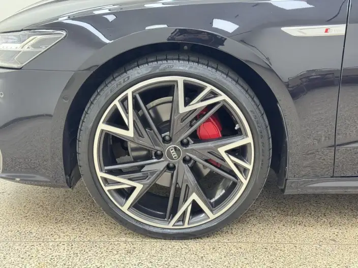 Audi A7 L 2023 Model 45 TFSI quattro S-line Black Samurai Edition – фото 10