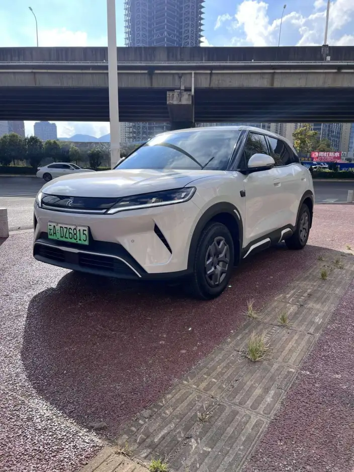 Yuan UP 2025 Model Smart Driving Edition 401KM Leading Model – фото 1
