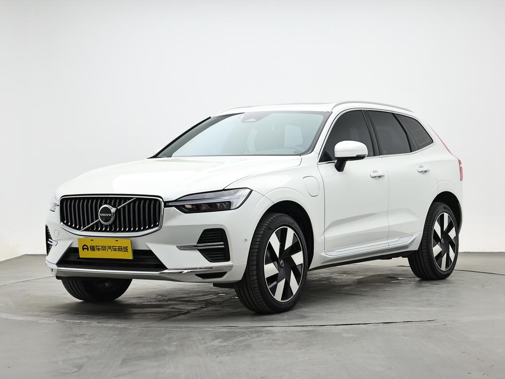 Volvo XC60 PHEV 2025 модификация T8 4WD Long Battery Li f e Pro Smart Range Deluxe Edition