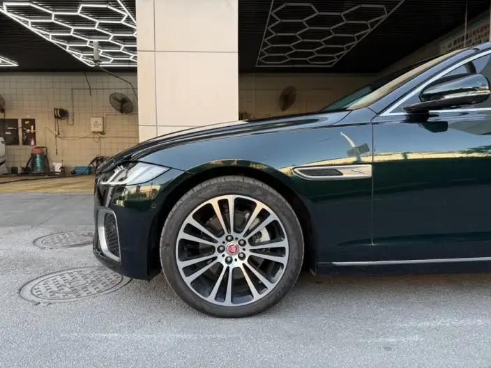 Jaguar XFL 2025 Model 2.0T P250 2WD Exclusive Deluxe Edition – фото 8