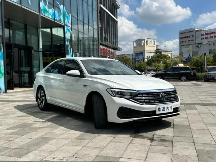 Volkswagen Sagitar 2024 Model 300TSI DSG Beyond Edition – фото 3