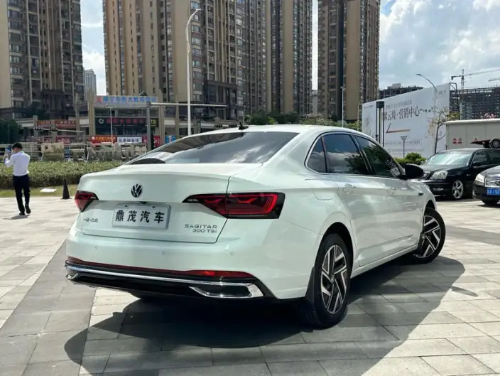 Volkswagen Sagitar 2024 Model 300TSI DSG Beyond Edition – фото 7