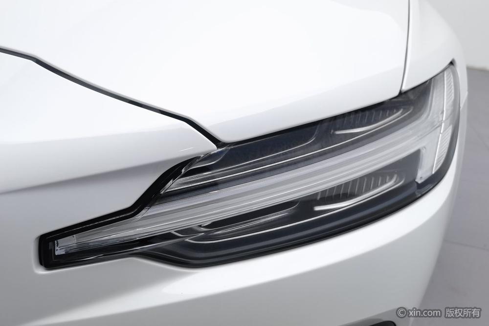 Volvo S60 2020 T4 Intelligent Refined Luxury – фото 7