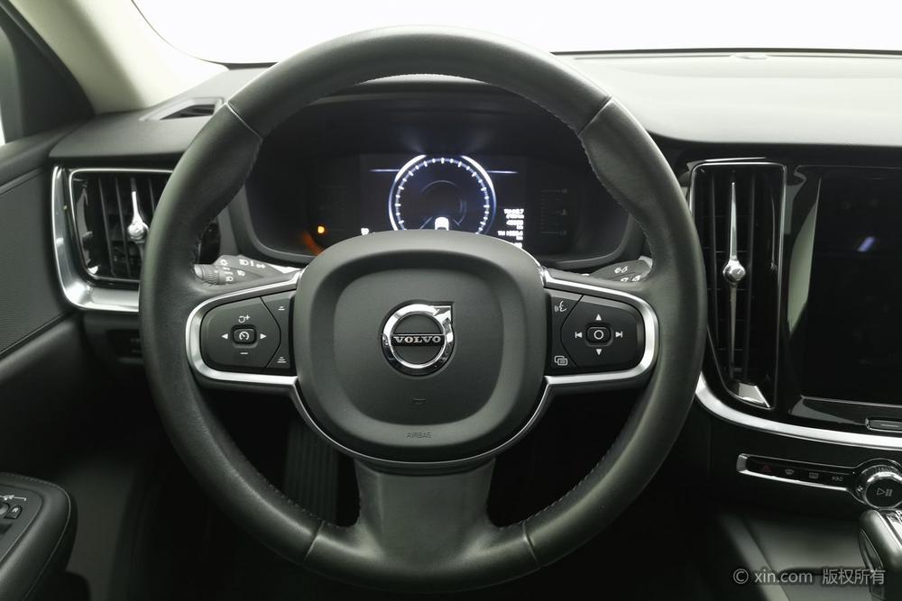Volvo S60 2020 T4 Intelligent Refined Luxury – фото 15